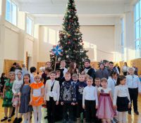 Рождественское выступление учащихся воскресной школы в Новопоселёновской Школе-Интернате